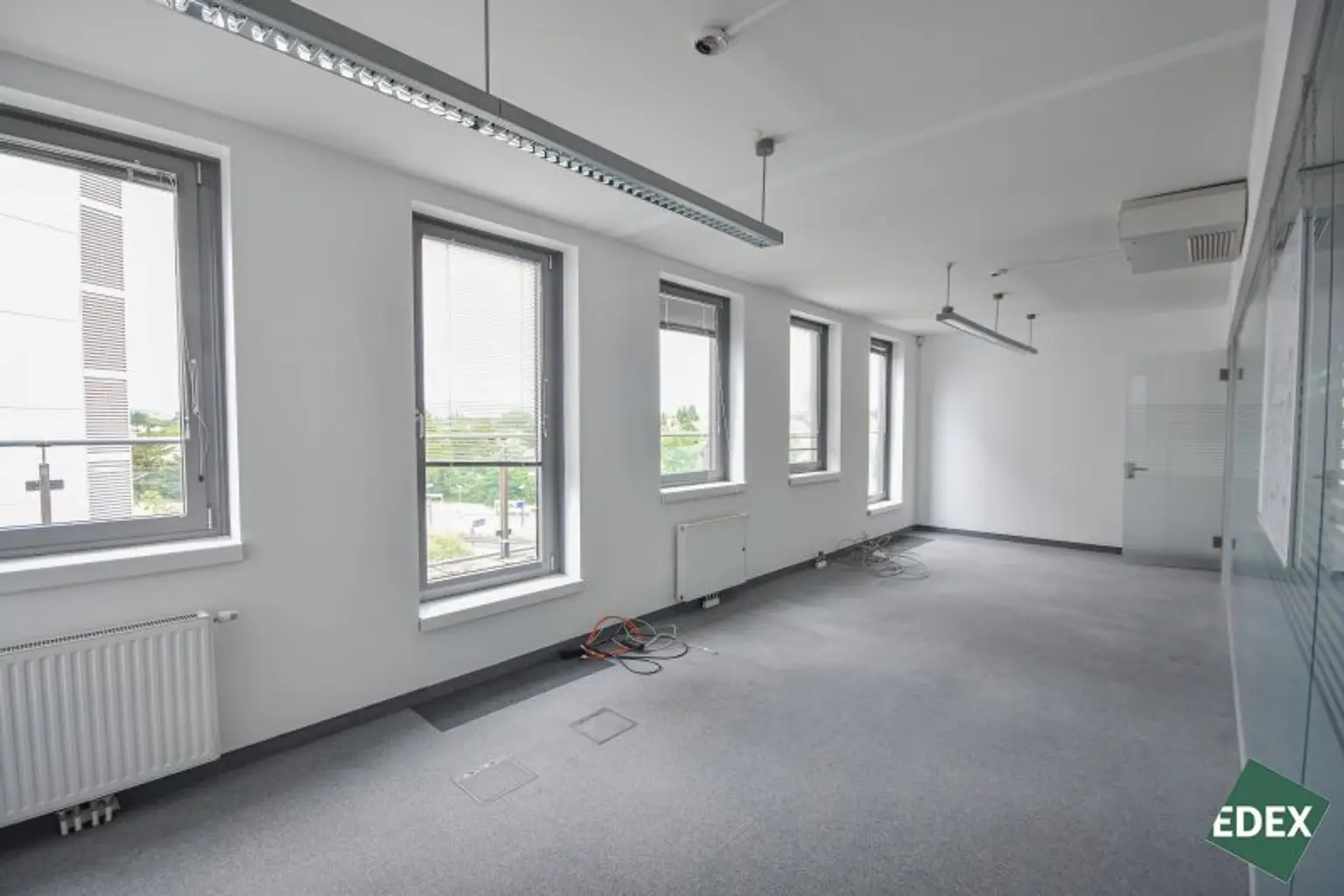 Durchdacht aufgeteilte Bürofläche mit Terrasse und optimaler Anbindung