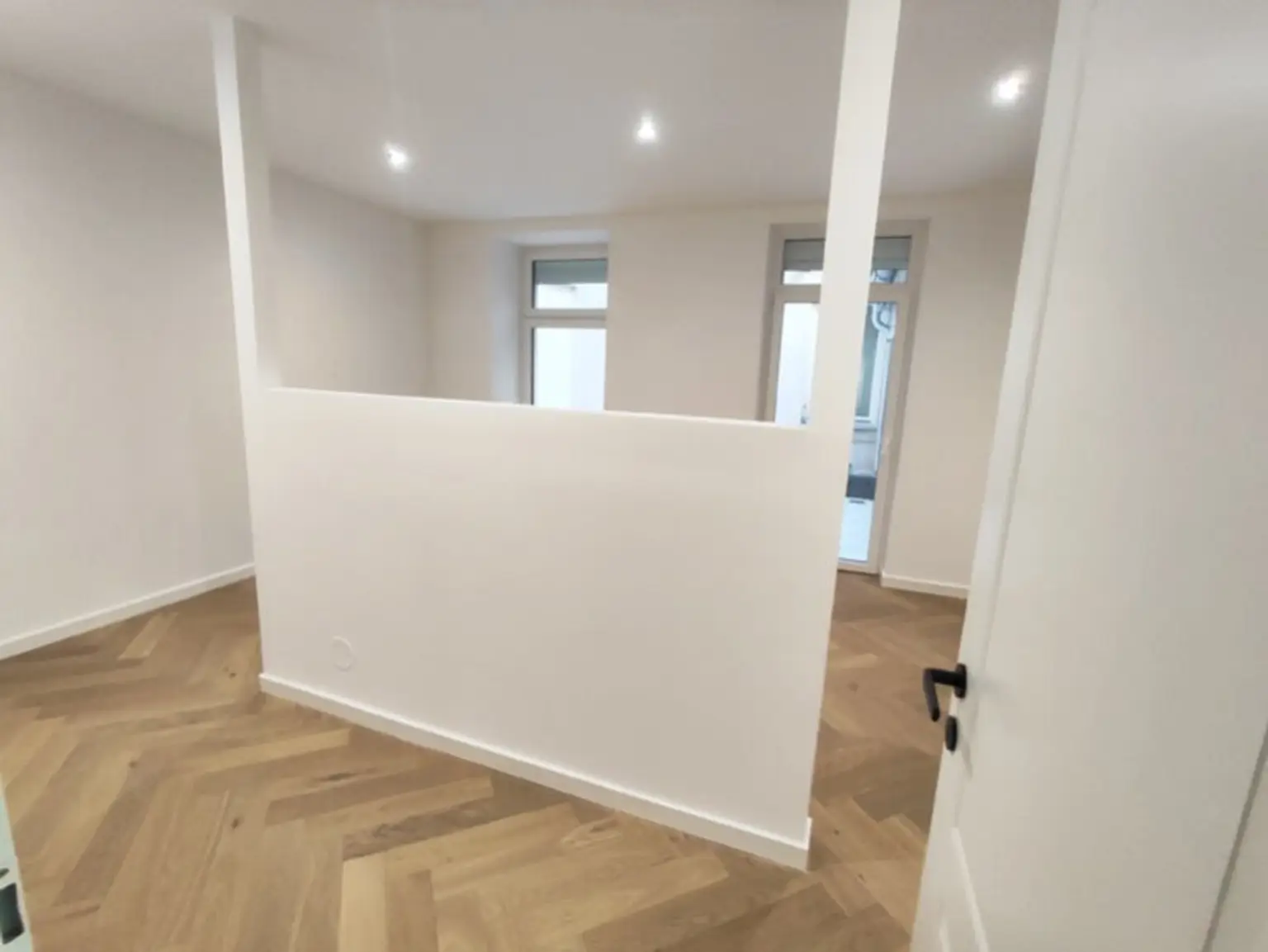 Gartenwohnung in der Krongasse! Erstbezug in liebevoll saniertem Altbauhaus - Top04