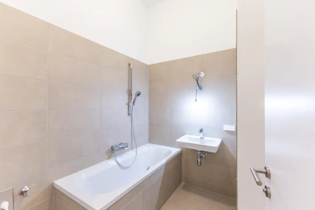 3-Zimmer-Wohnung mit separatem Eigengarten - IDEAL als Vorsorgewohnung