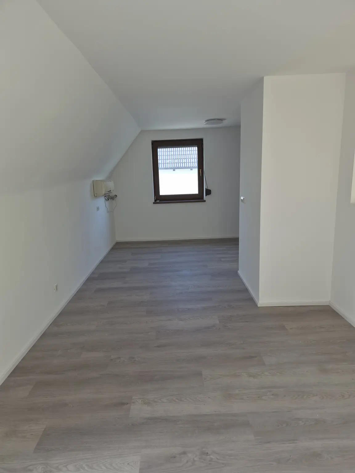 Maisonette Wohnung zu vermieten! (inkl. Strom + Heizkosten ACONTO)