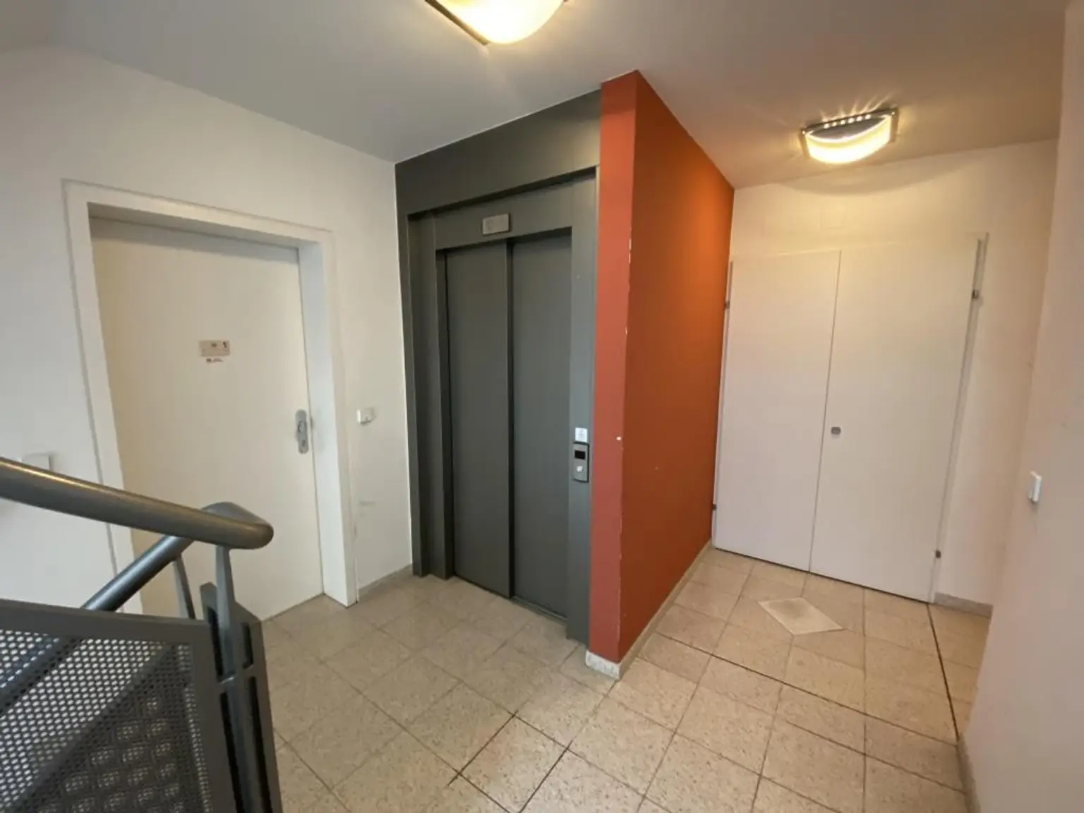 Großzügige Terrassen-Maisonette (EG und 1. OG) mit Eigengarten in U4 Nähe!!