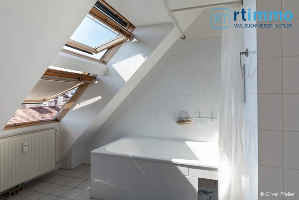 UNKONVENTIONELLE GALERIEWOHNUNG | 6 ZIMMER | ATEMBERAUBENDER WEITBLICK