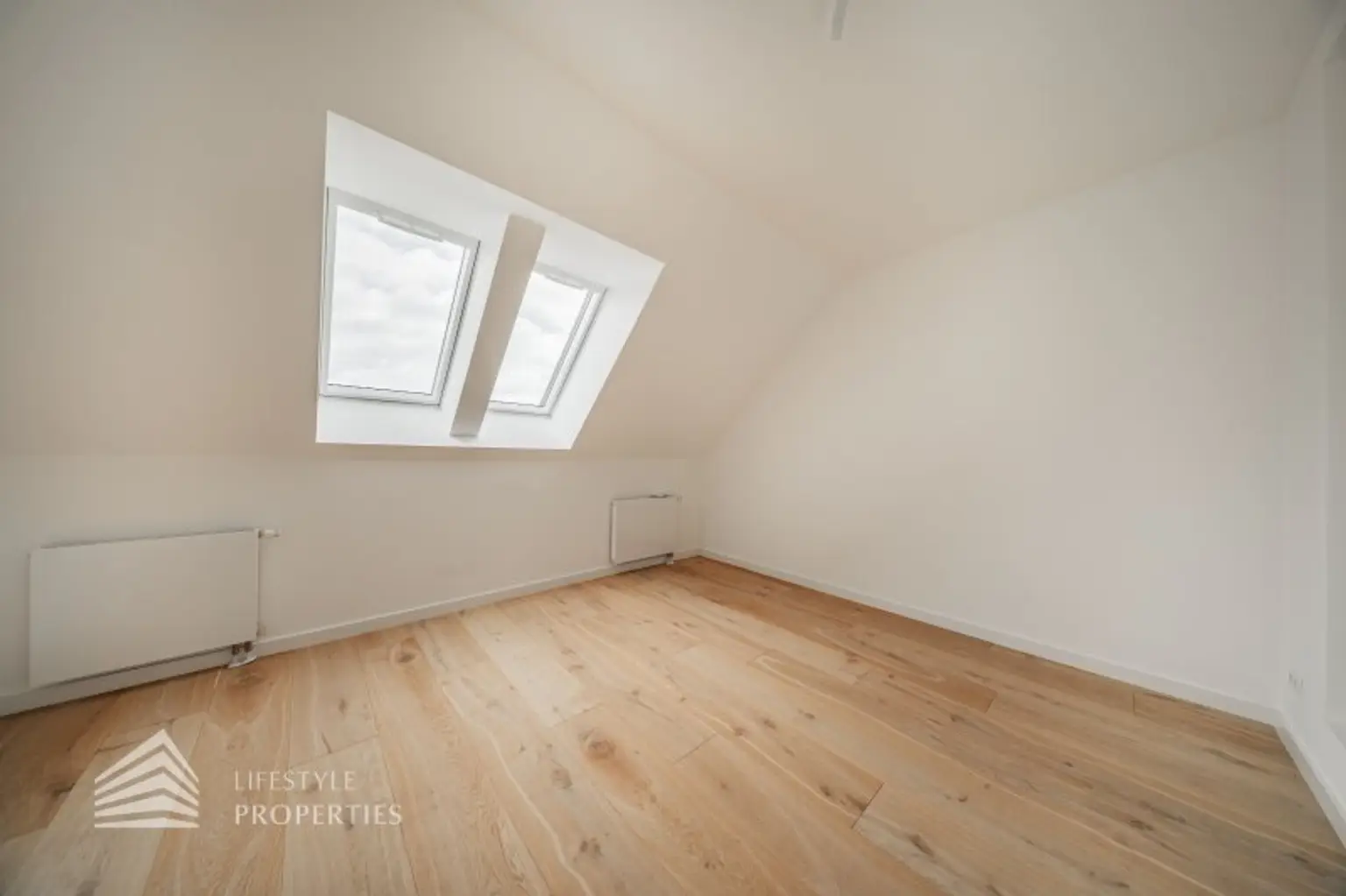 Helle 2-Zimmer-Maisonettewohnung, Nähe Wiedner Hauptstraße