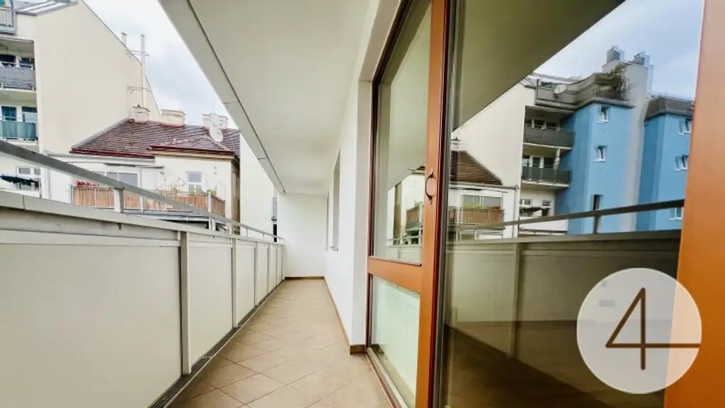 Dein Projekt - U6 ums Eck - Innenhof Ruhelage - Sunset Loggia - Millennium City u. technische Fachhochschule ums Eck - Donauinsel