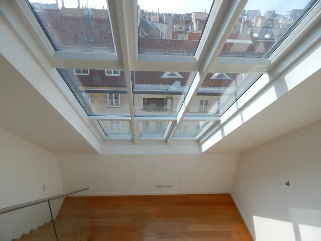 Wohntraum helle und ruhige Dachterrassenwohnung mit Fernsicht