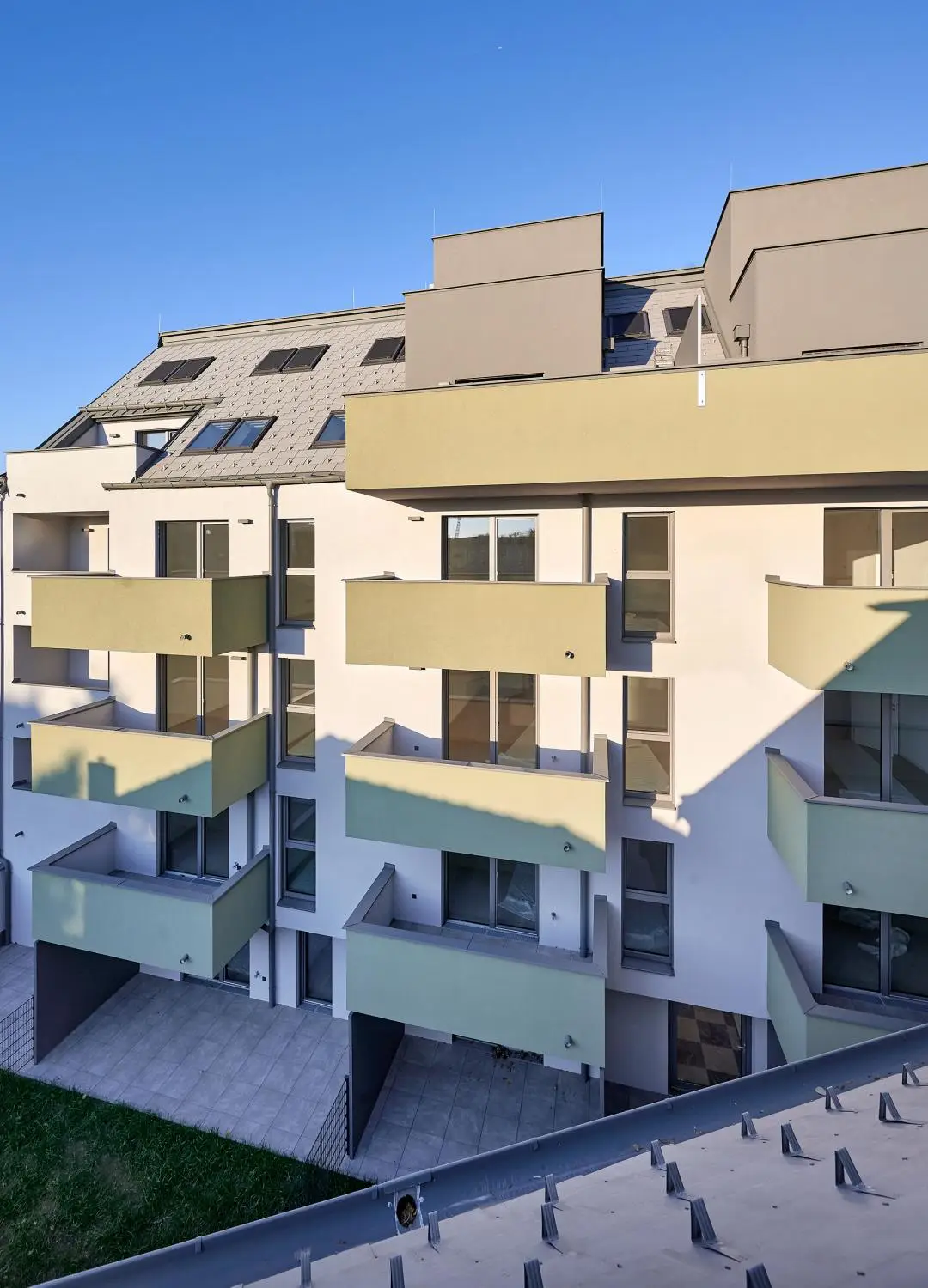 Sonnige 3-Zimmer-Terrassenwohnung in grüner Oase nahe der Donau!
ERSTBEZUG!