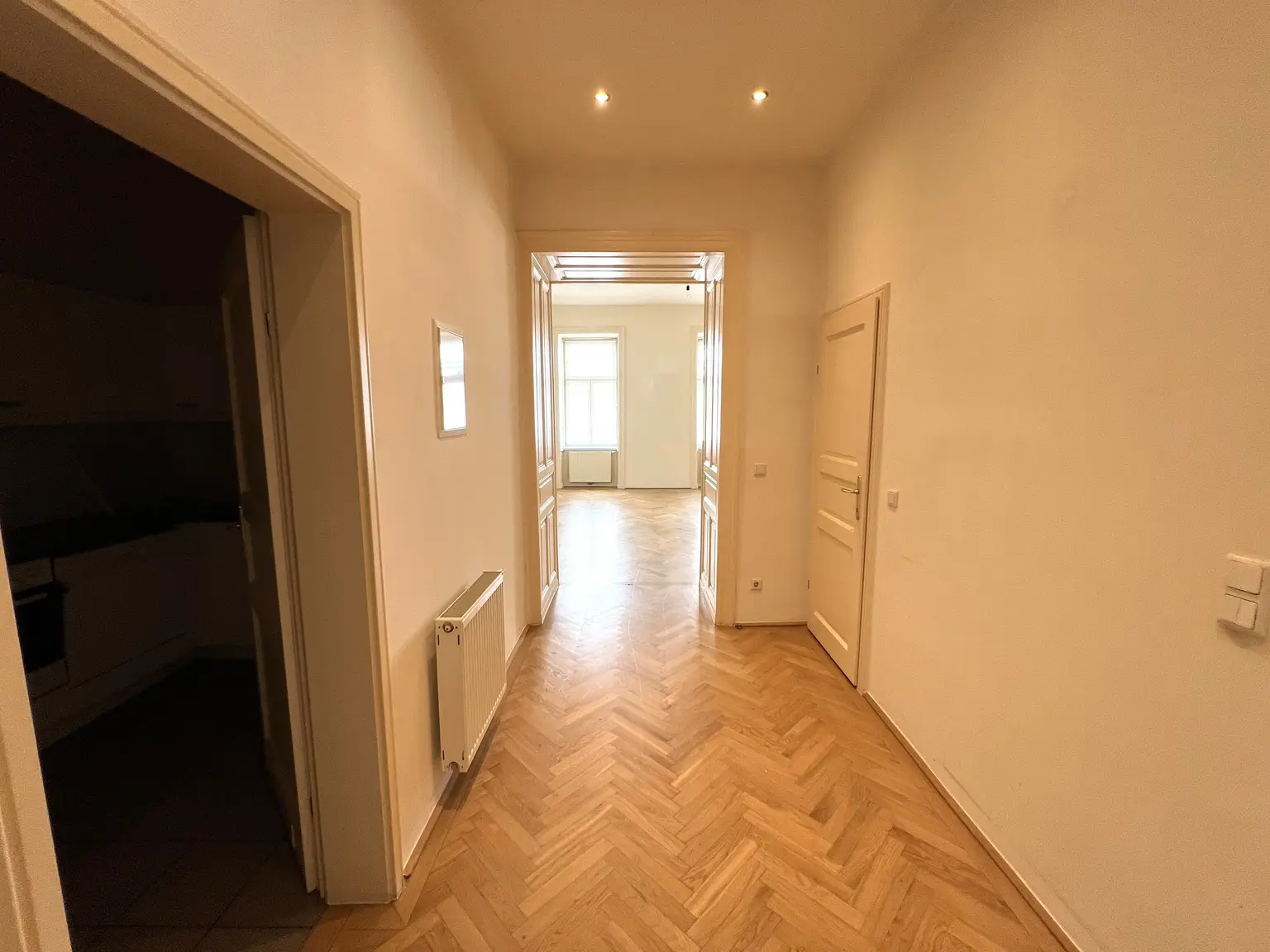 Schöne 2-Zimmerwohnung nahe Volkstheater