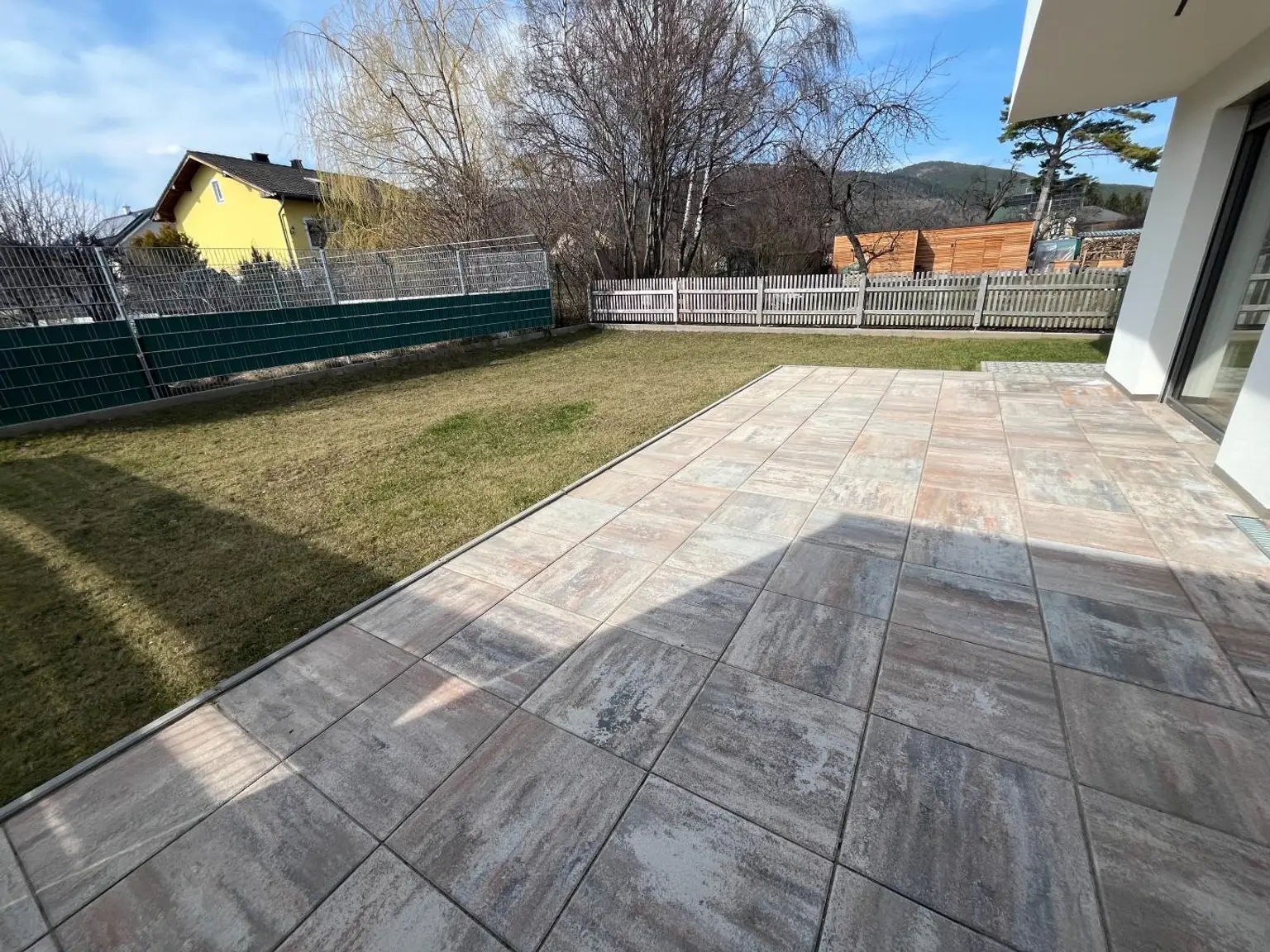 Terrasse und Garten