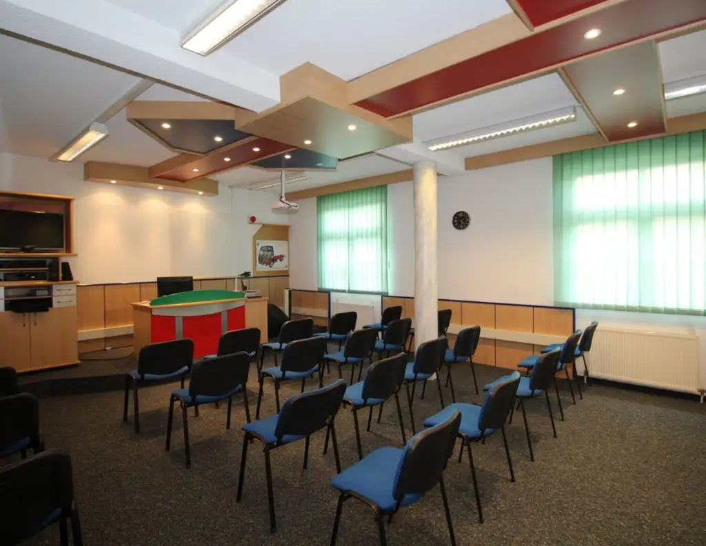 103 m² Büro-, Praxis- oder Seminarräumlichkeiten in Pregartner Zentrumslage zu mieten