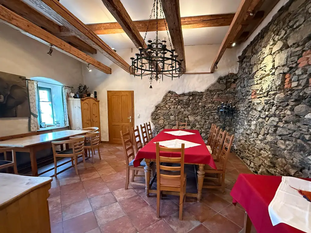 Gasthaus / Weinstube "WEINECK" im Yspertal zu erwerben!