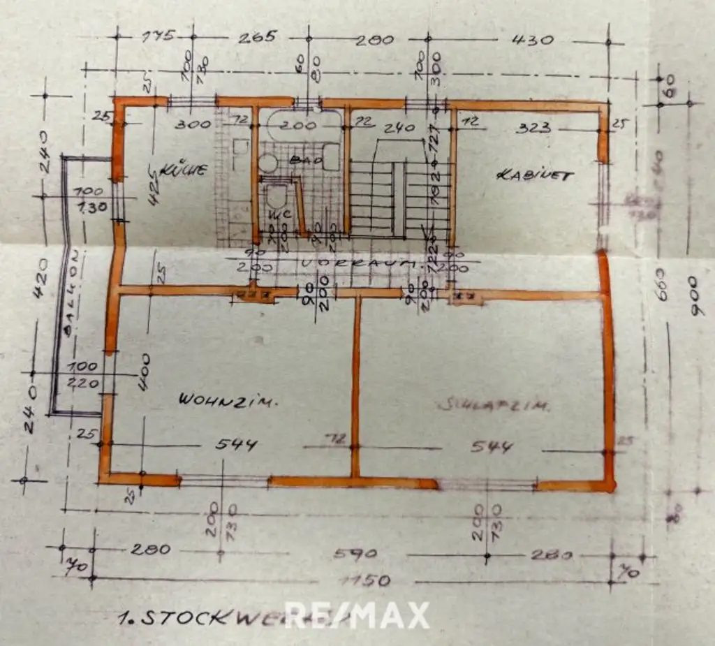 Voll unterkellertes Zweifamilienhaus mit Garten, Carport & Garage in sonniger Zentrumslage von Bad Hall!