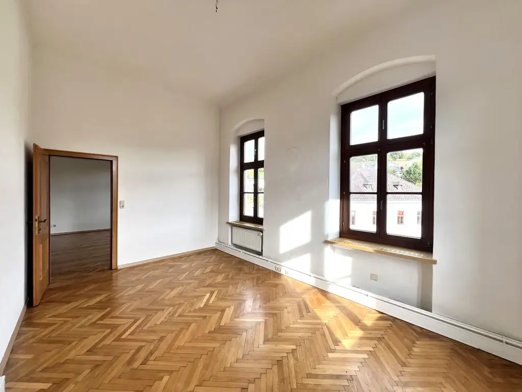 Stilvolle Altbauwohnung im Herzen von Pöggstall