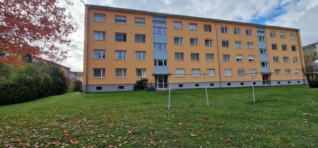 4-Zimmer-Wohnung mit Loggia und Aussicht! Wohntraum mitten in Hartberg