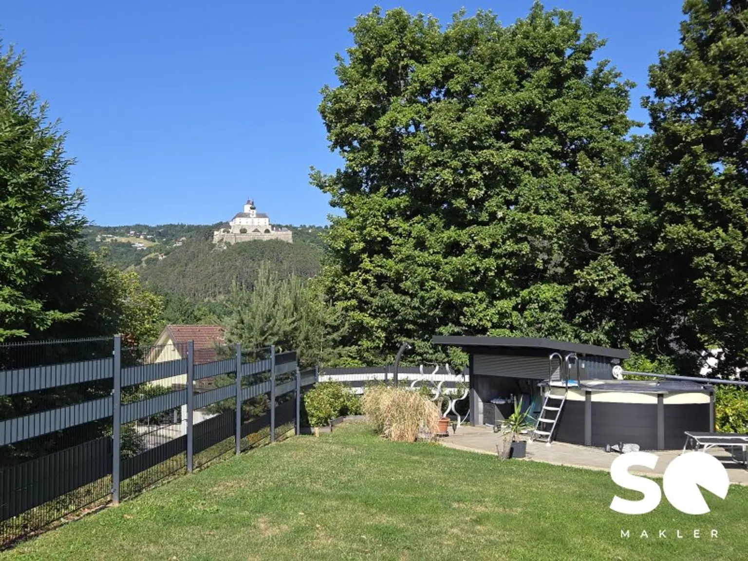 #SQ - FORCHTENSTEIN: 2 WOHNHÄUSER MIT BURGBLICK IN TRAUMHAFTER LAGE