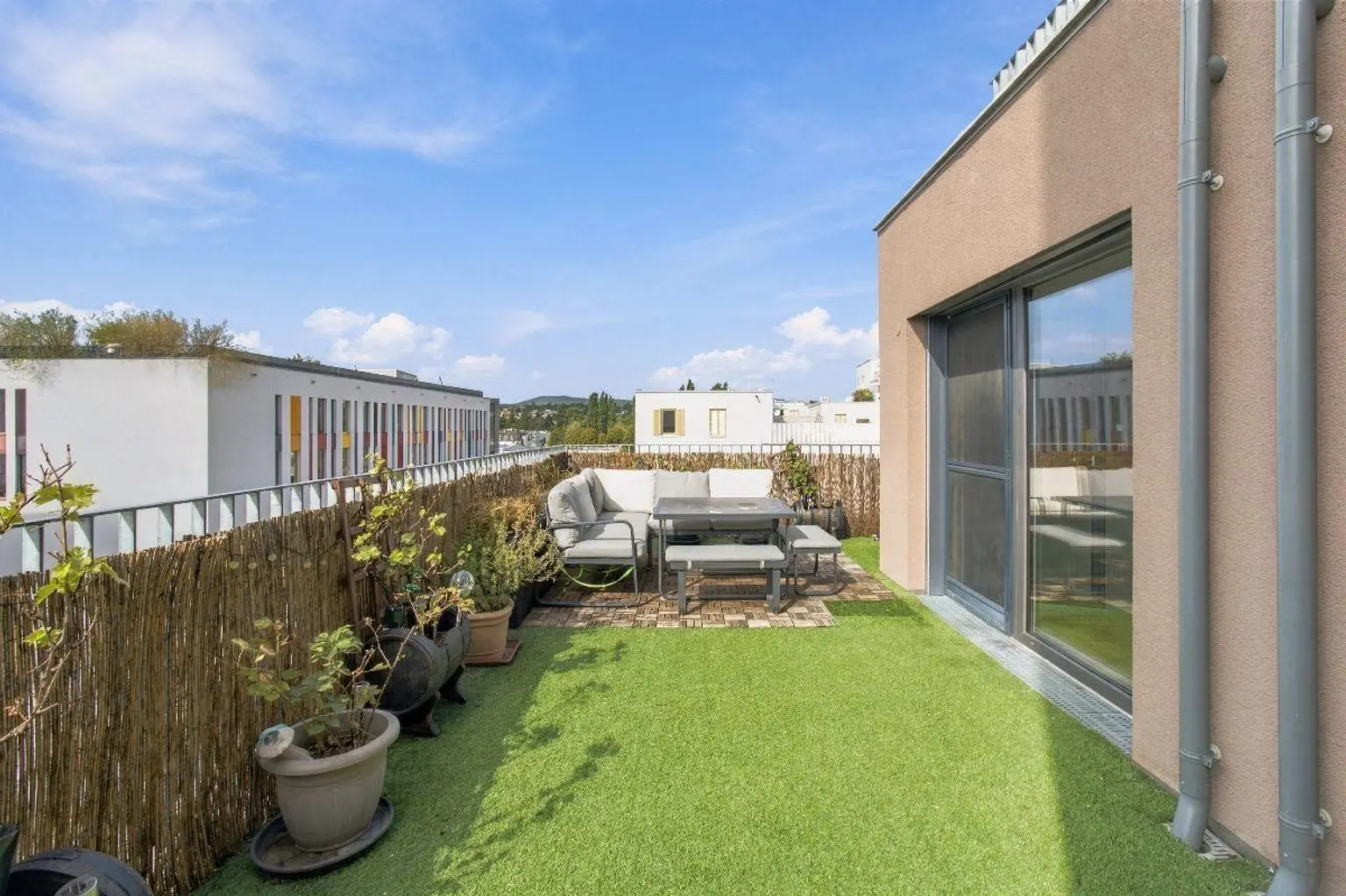J | NEUHEIT ++ DREI Zimmer mit TERRASSE und BALKON - Gregorygasse | Prima Service Immobilien