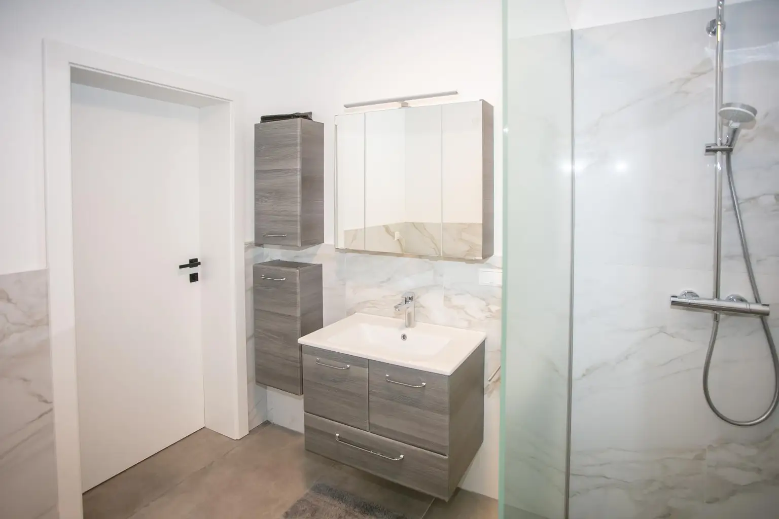 Badezimmer_Ansicht 1_WE 2