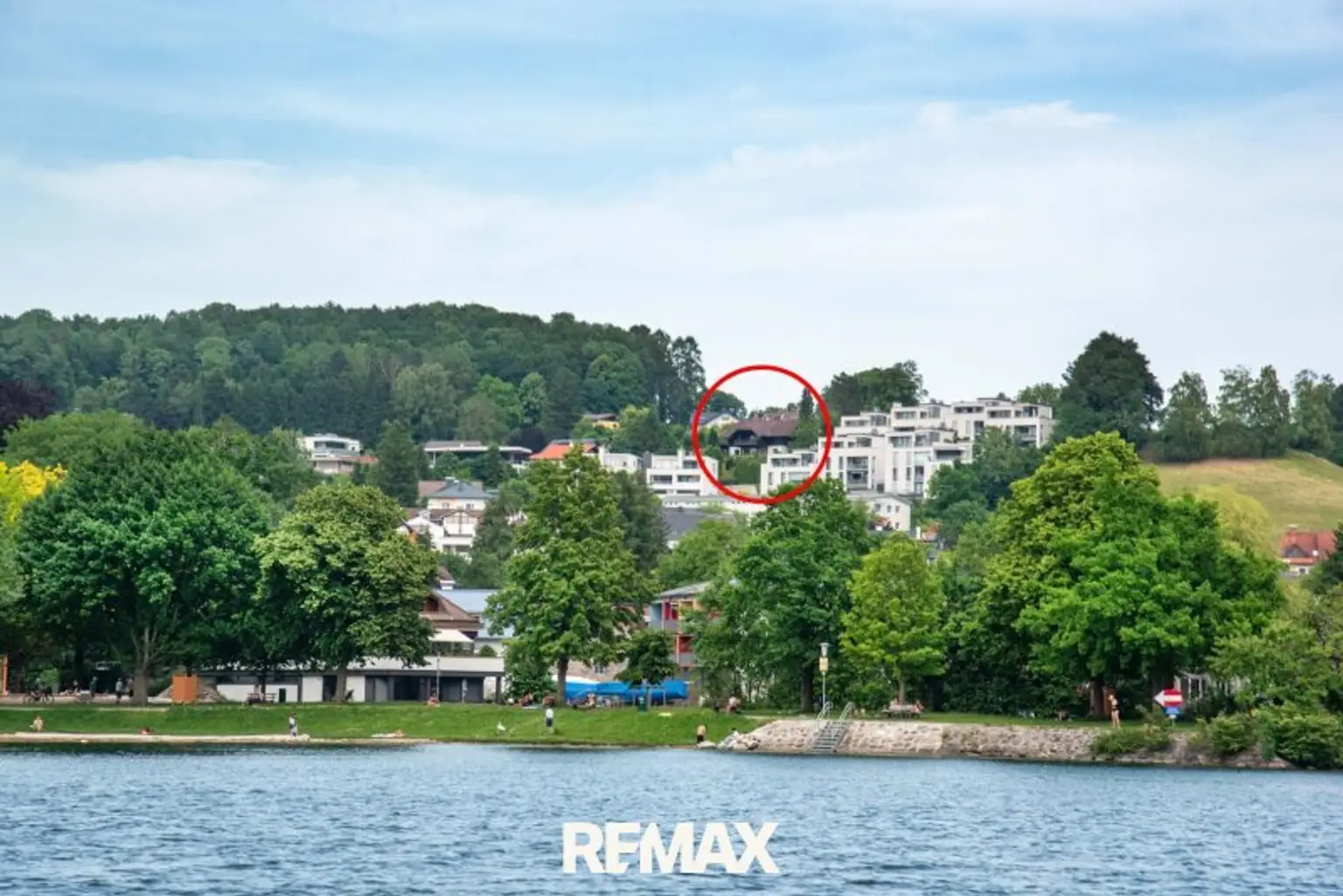 Haus vom Traunsee aus