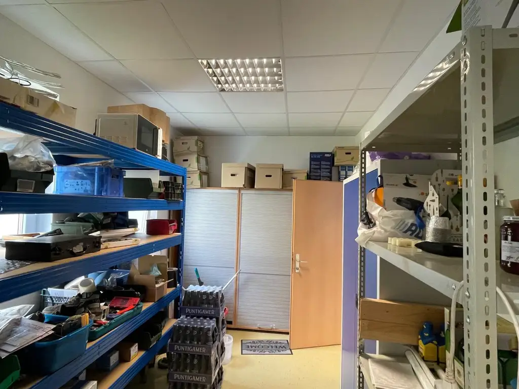 Vermietung: Praxis, Büro oder ein Salon? Ein modernes Bürogebäude in Graz - Eggenberg