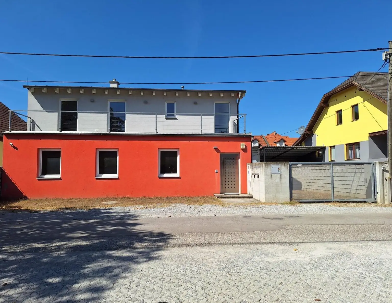 Ehemaliges Büro - und Lagerobjekt in Grünlage