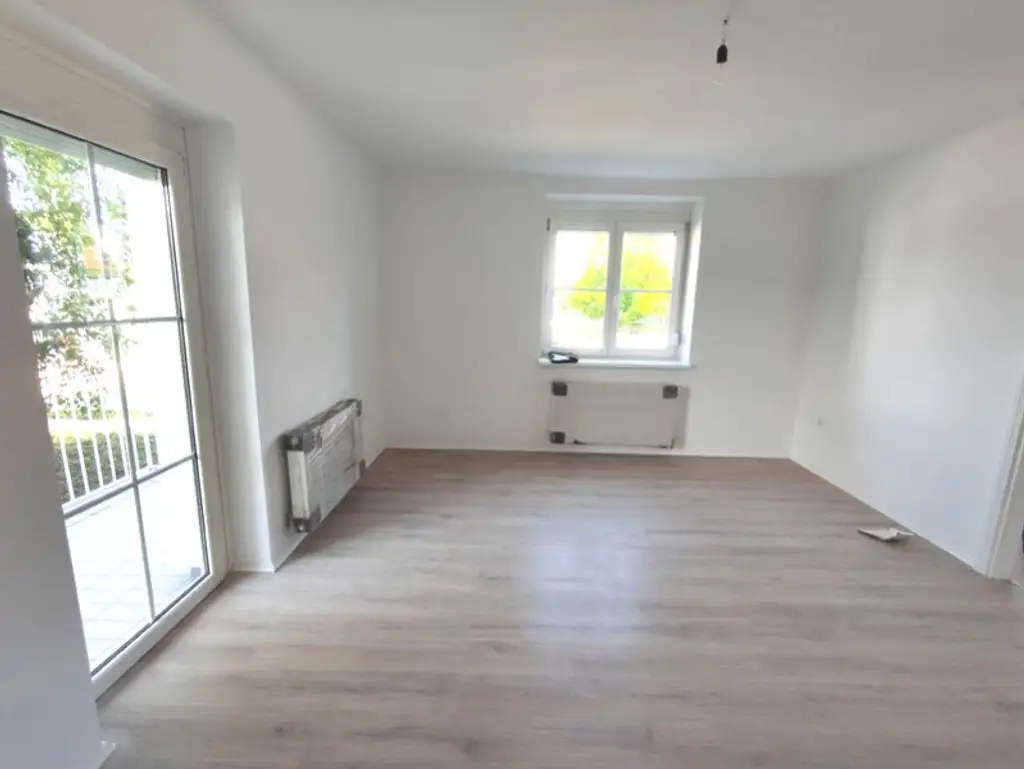 Traumhafte, frisch renovierte Eigentumswohnung mit 2 Balkonen in Siegendorf – Ihr neues Zuhause!