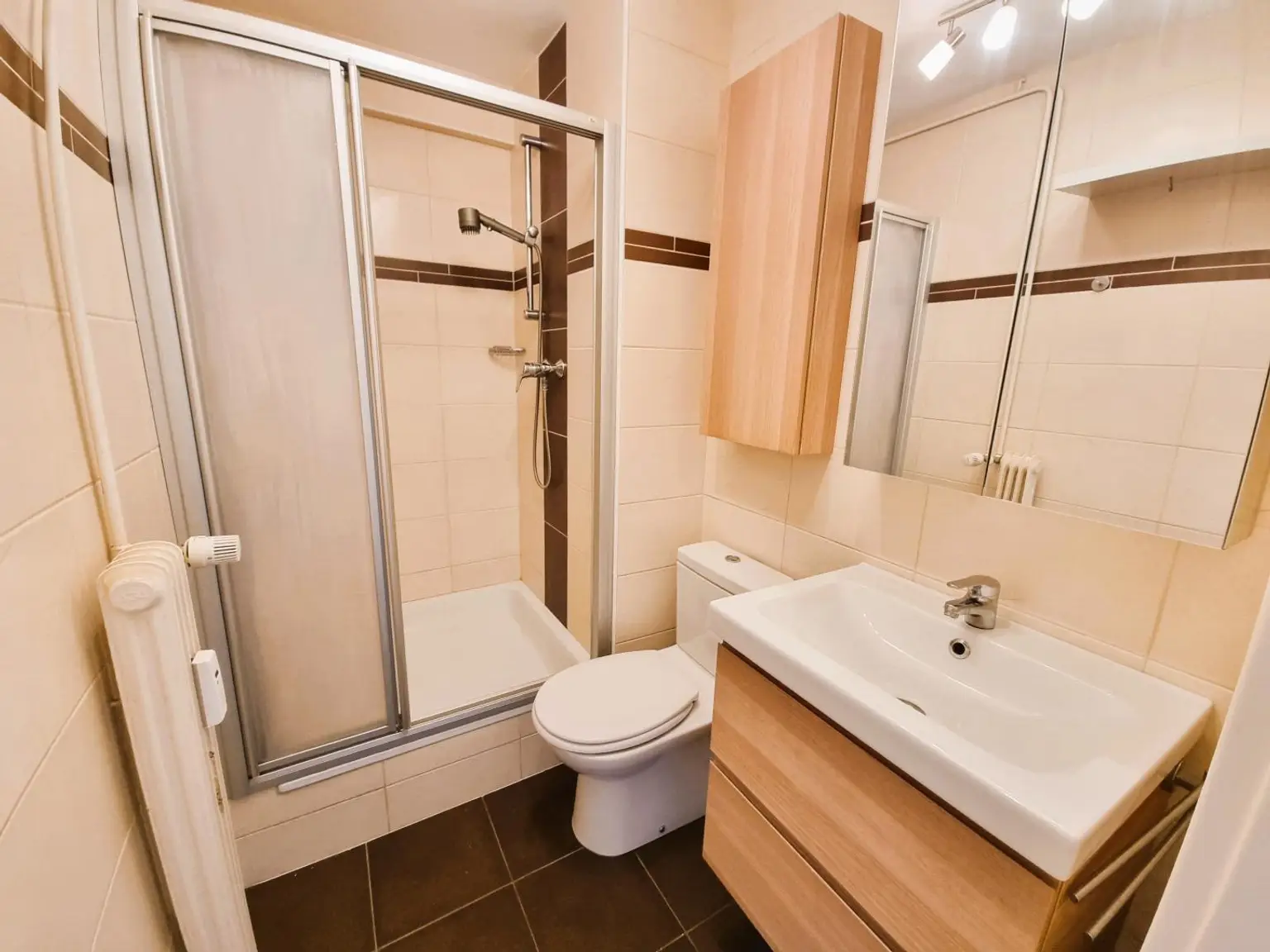 Top Lage: Attraktive 2-Zimmer-Wohnung mit Lift und Sonnenbalkon