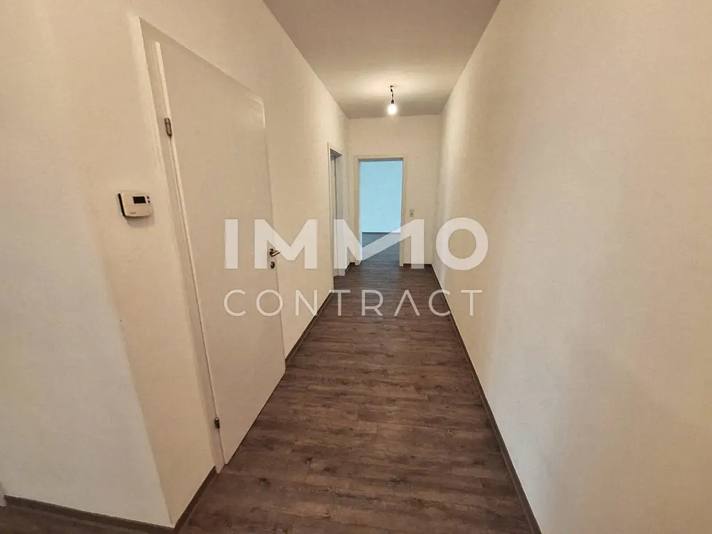 Tolle 3-Zimmer Balkonwohnung in der  Drouotstraße 4 - Top 12 - ideal für "WGs"
