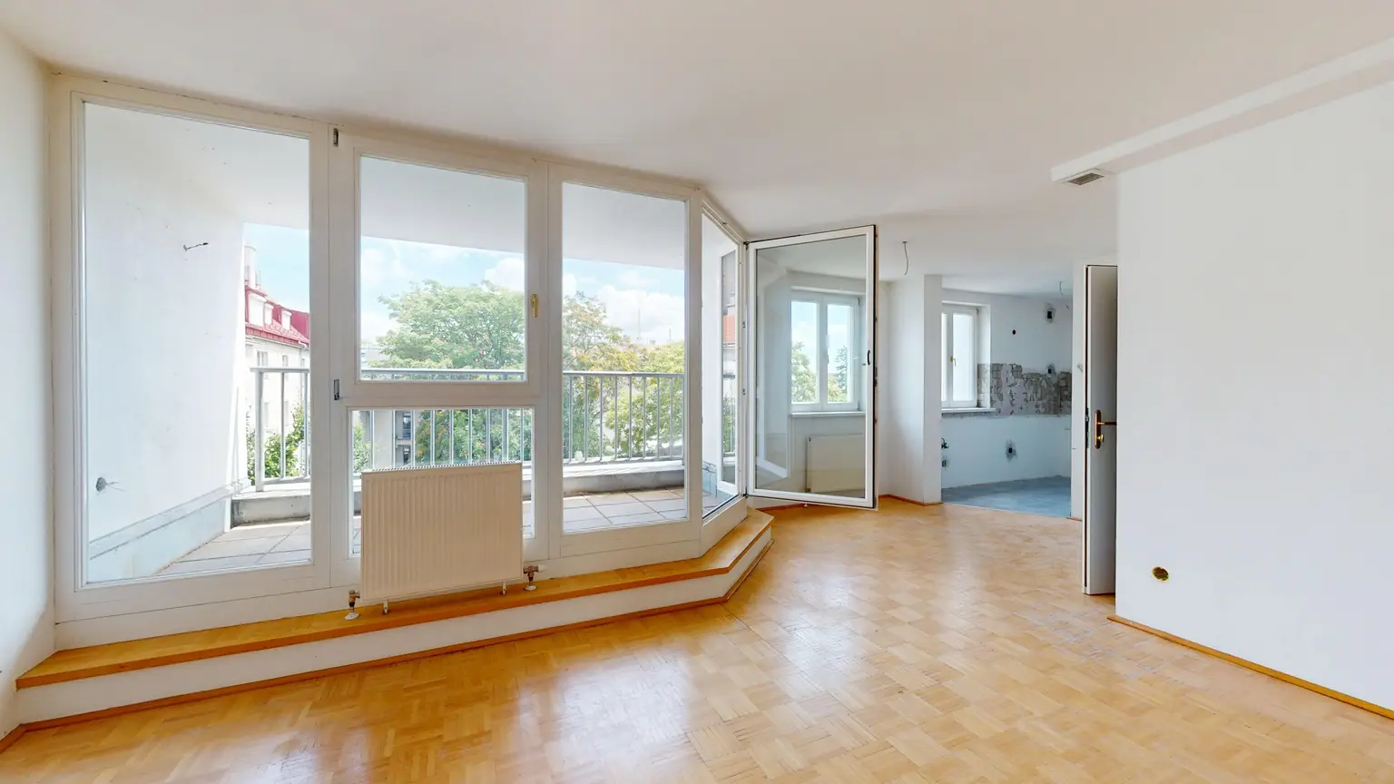 Martinstraße 30: Lichtdurchflutete Wohnung mit sonniger Loggia - Wohnküche - Nahe dem beliebten Kutschkermarkt