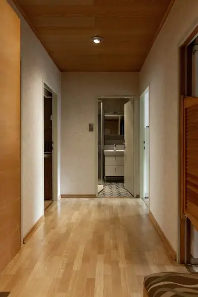 Loggiawohnung Nähe Quellenstraße - Wärmedämmung und niedrige Haus - BK