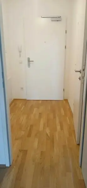 NEUBAU - ERSTBEZUG - Top 18 - Wunderschöne 2 Zimmerwohnung mit großem Balkon und eigenem Tiefgaragenplatz