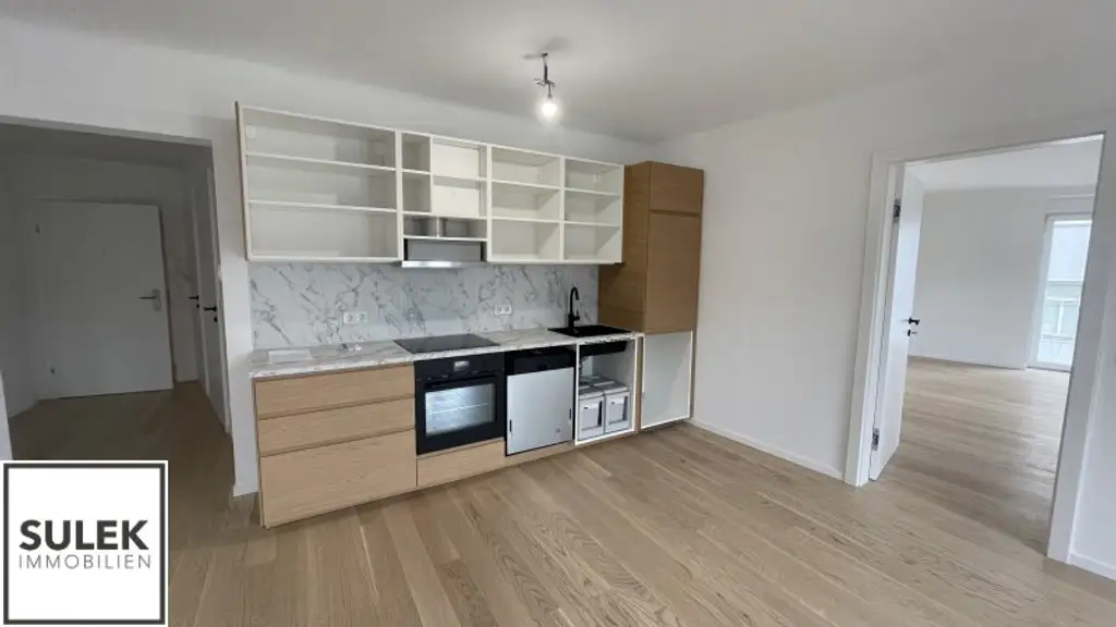 Generalsanierte 3 Zi.Wohnung in zentraler Lage mit Donaukanal-Blick (2 getrennt begehbare Zimmer)