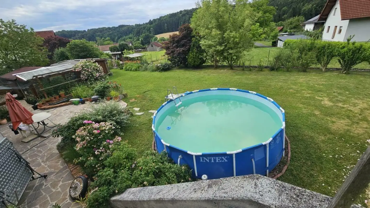 ** Traumhaftes Wohlfühlhaus in ländlicher Idylle trifft Stadtnähe  - nur 15km nach Graz **  Familienparadies mit erstklassiger Infrastruktur **