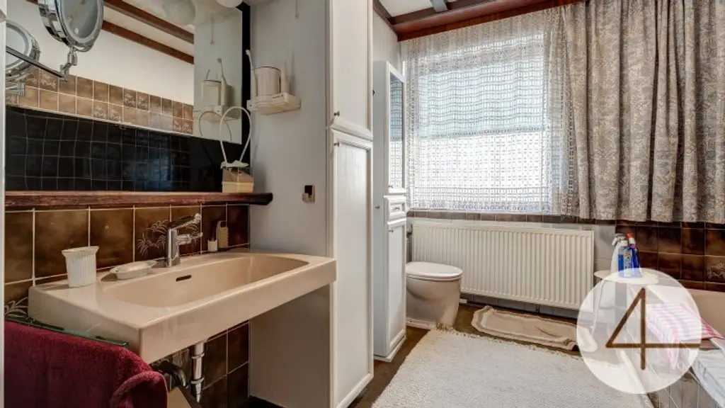 Licht, Raum, Lebensqualität – Traumhafter Bungalow im Grünen