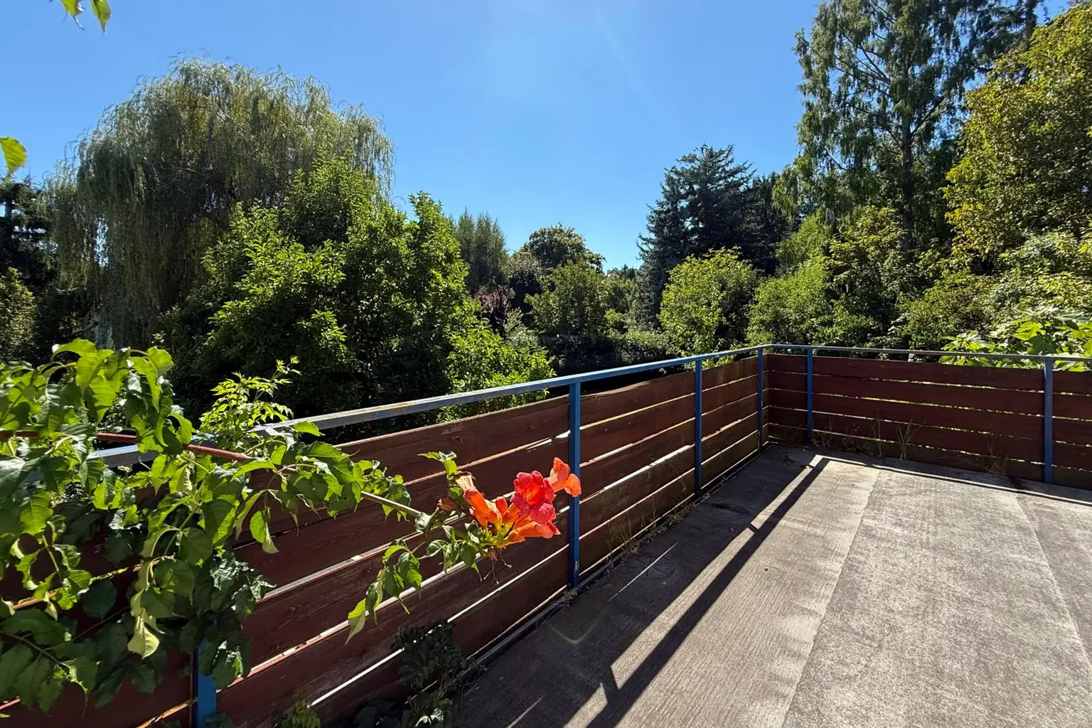 Traumhaftes Gartenparadies in Maurer BESTLAGE