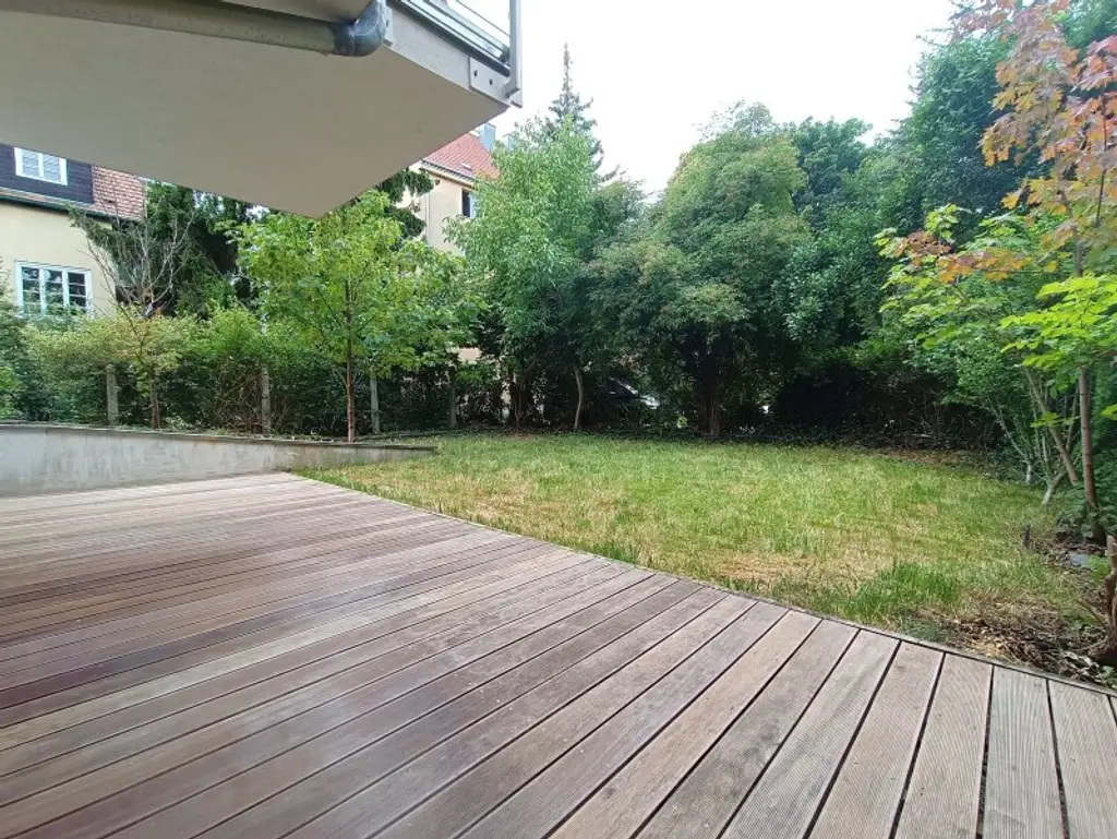 Wohn(t)raum im Grünen! Großzügige Neubau-Wohnung mit Garten inkl. PKW-Stellplatz im 19. Bezirk! Wohnküche! 2 Zimmer! Terrasse! Fußbodenheizung!