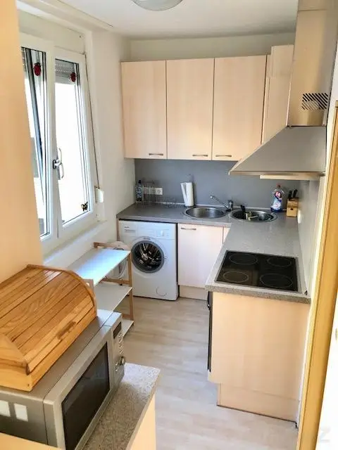 voll möblierte Küche (inkl. Waschmaschine)