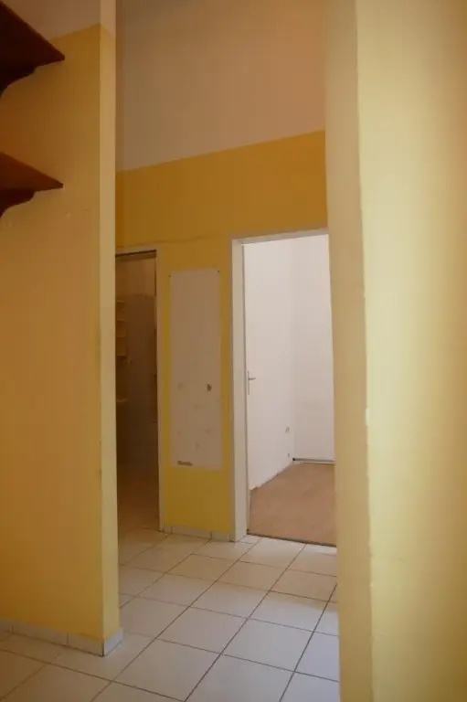 Zentral begehbar, charmante Ideal-Single-Student- Mietwohnung.