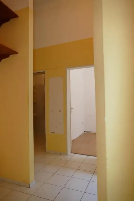 Zentral begehbar, charmante Ideal-Single-Student- Mietwohnung.