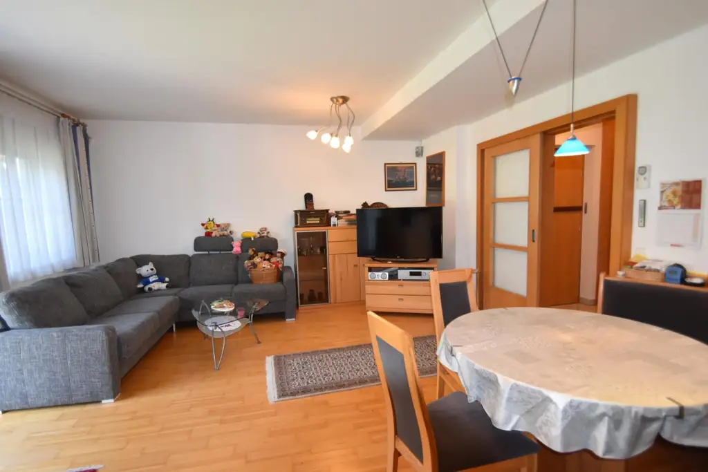 Eigentumswohnung mit Garten in zentraler Lage