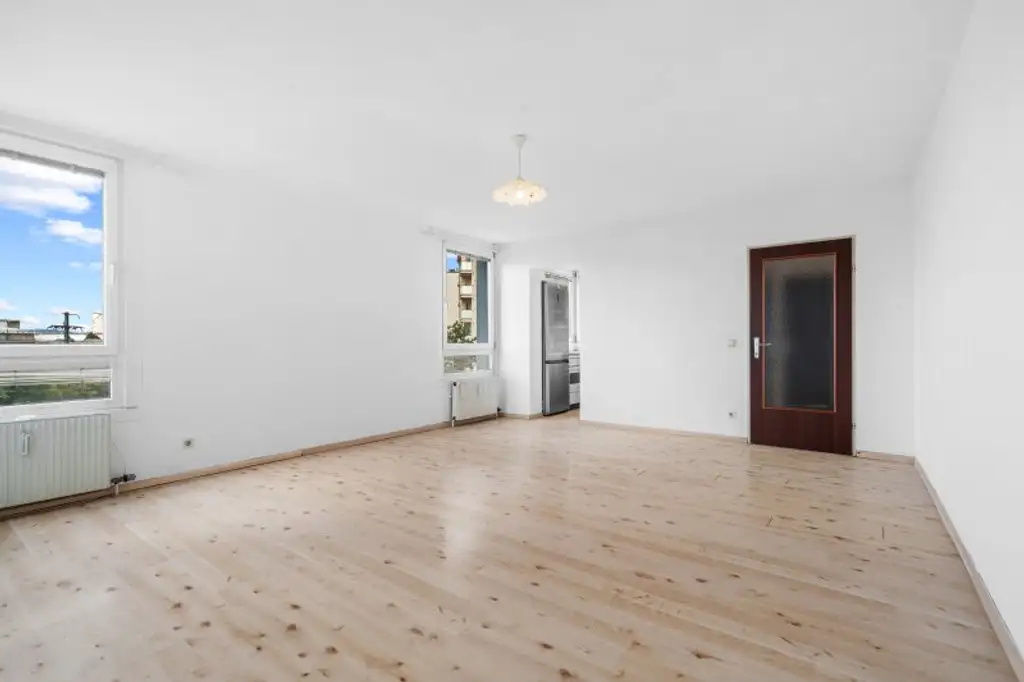 Helle 2-Zimmerwohnung in 1110 Wien, mit kleiner Loggia und perfekter Öffi Anbindung!
