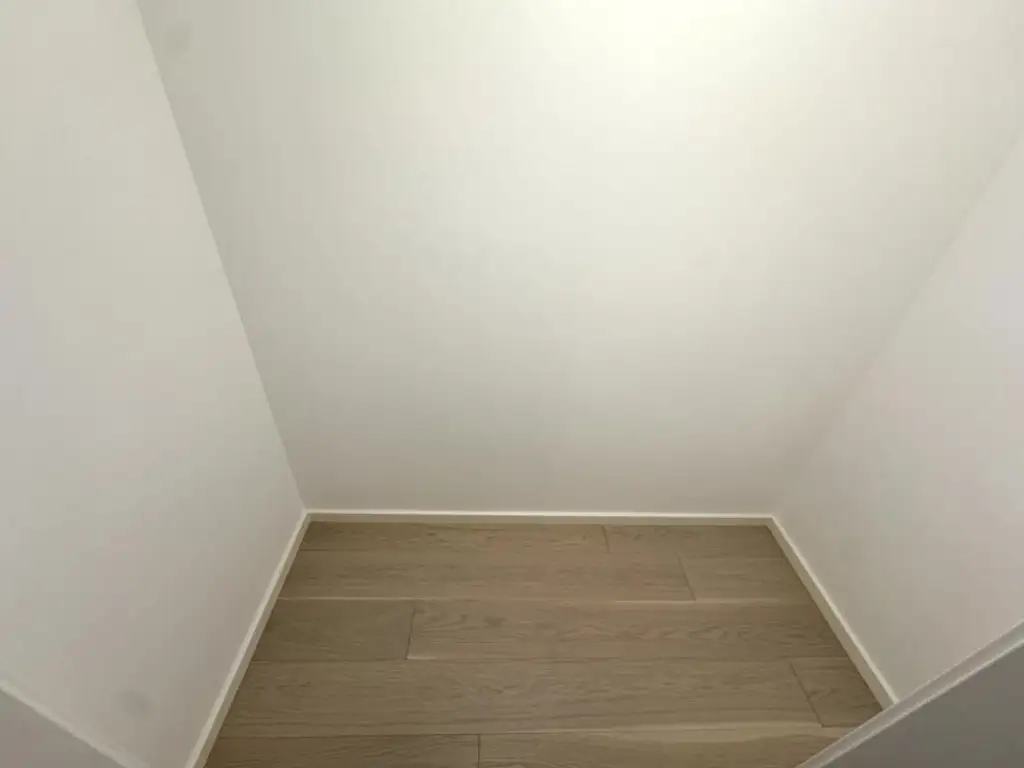 EIGENGRUND NÄHE ALTE DONAU – FREIFLÄCHEN - LUFTWÄRMEPUMPE – KELLER – GARAGE – U-BAHN!