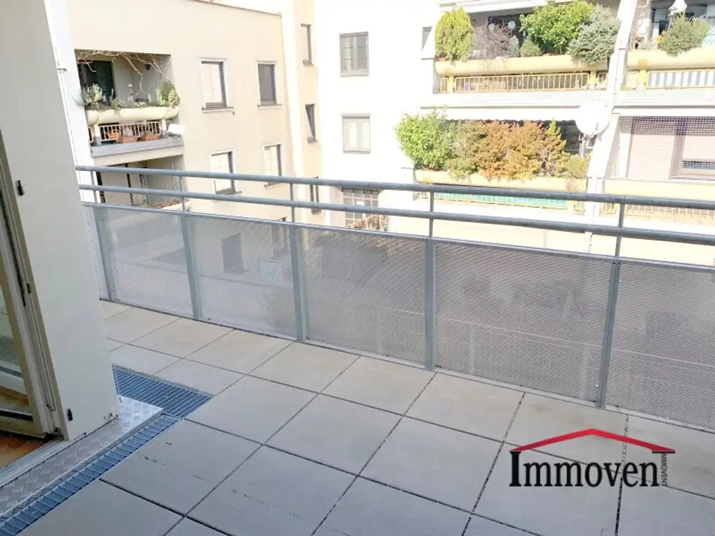 Traumhafte helle 2-Zimmerwohnung mit großer Loggia/Balkon! (Mietbeginn 01.12.2025)