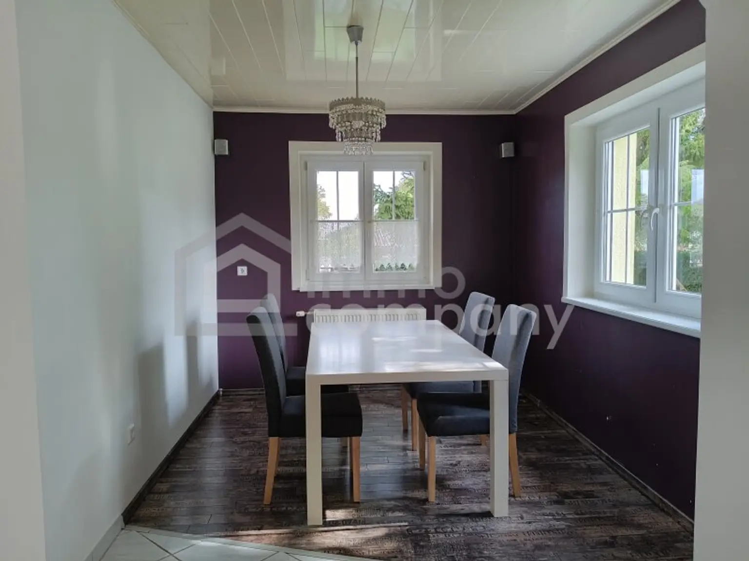 Modernisiertes Einfamilienhaus zum Fertigstellen: Ihr Traumhaus mit riesigem Garten in wunderschöner Lage!