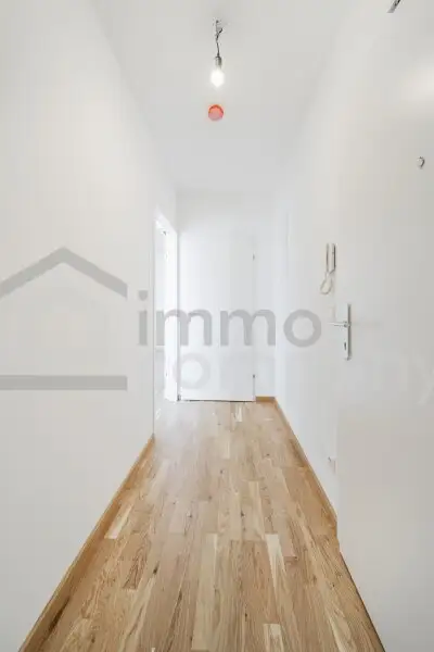 Wunderschöne 3-Zimmer-Wohnung mit herrlicher Aussicht und Balkon + Stellplatz! 12. Bezirk.