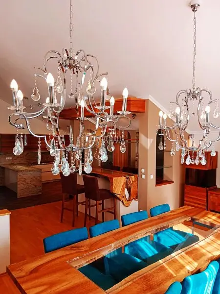 ***Komplett möbliertes Haus in Weidling mit eigenem Aufzug, 3 Terrassen und riesigem Garten purer Luxus für 5.500 im Monat!***