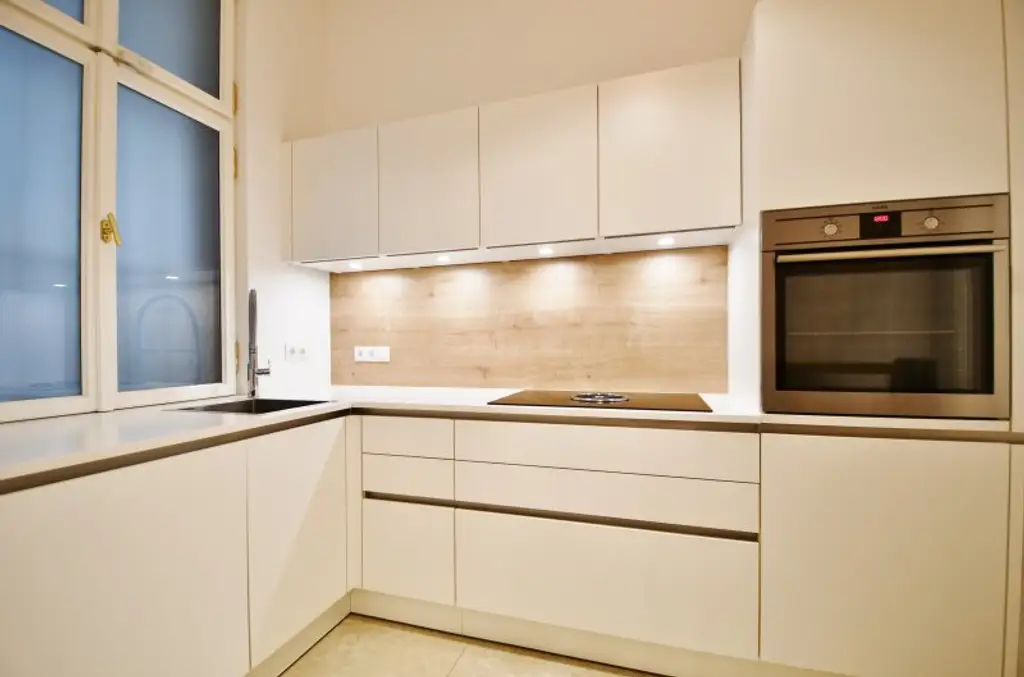 Charmante Stilaltbauwohnung im Servitenviertel – Eleganz & Ruhe in Bestlage