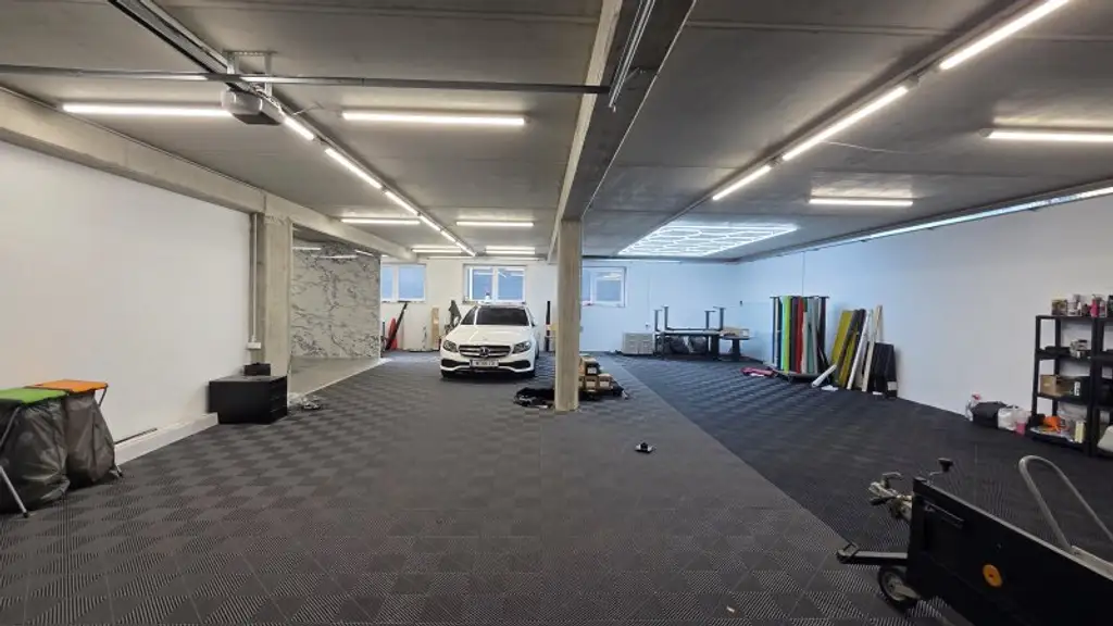 Moderne Gewerbehalle in Langenzersdorf - für Ihr Unternehmen!