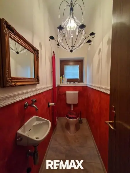 11 WC EG Pezenkirchen
