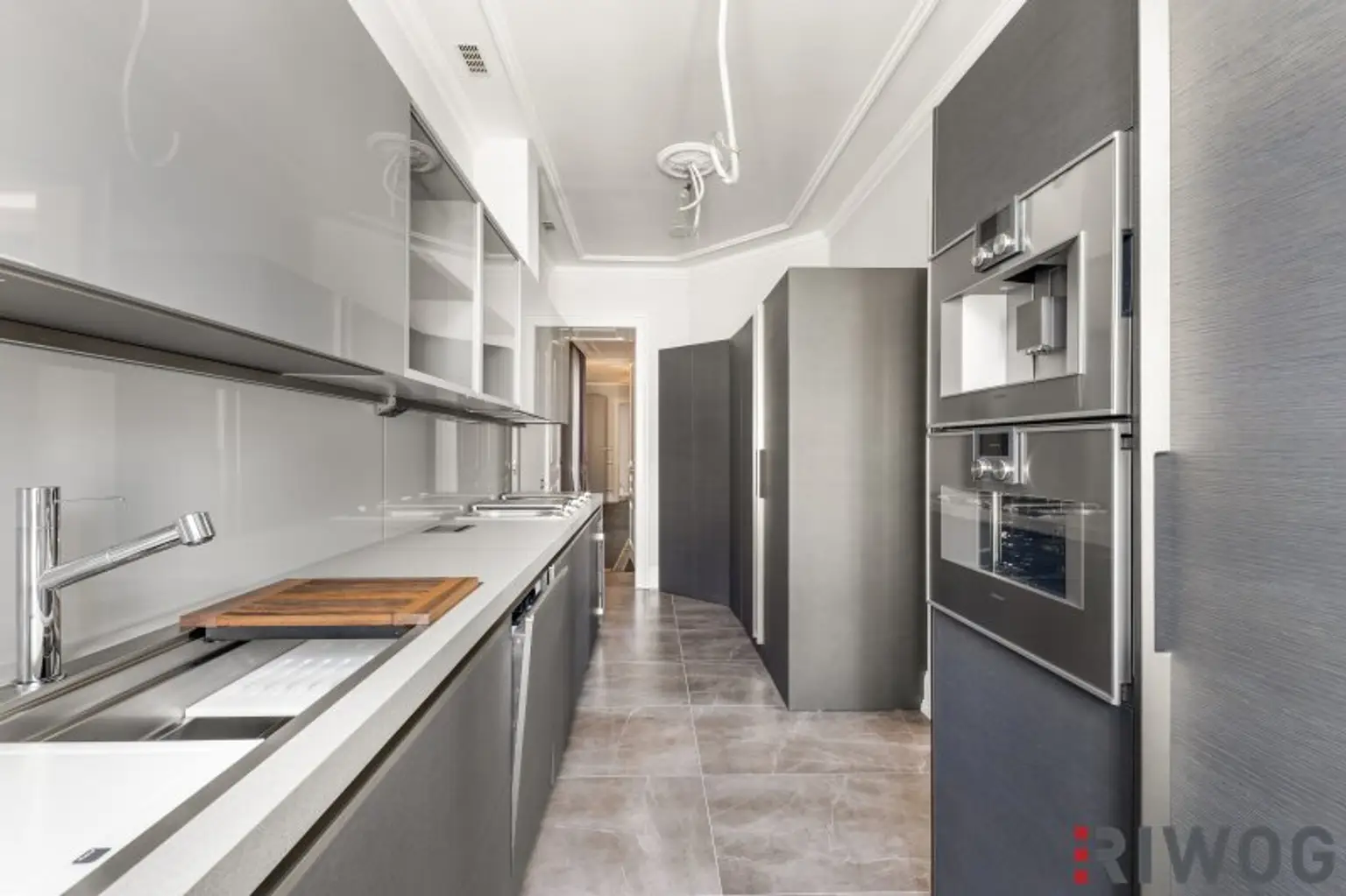 **Luxus auf höchsten Niveau**4-Zimmer**3 Bäder**2 Balkone**Smart-Home**uvm.