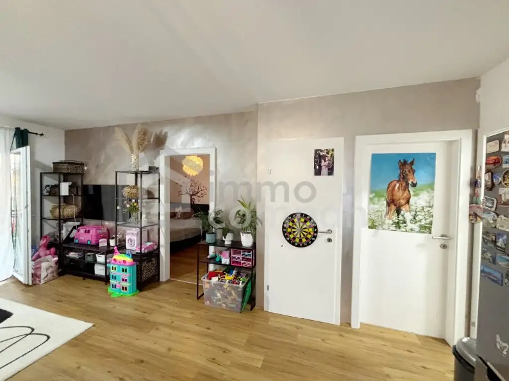 Moderne Erdgeschosswohnung mit Eigengarten und Terrasse in Albersdorf-Prebuch!