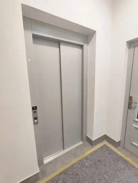 Krongasse! Erstbezug DG-Terrassenwohnung auf liebevoll neu saniertem Altbauhaus - Top16